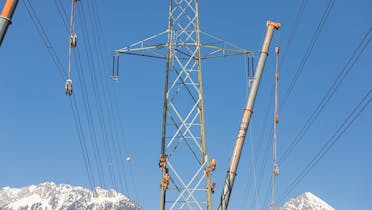 The dismantling of the old pylon 51