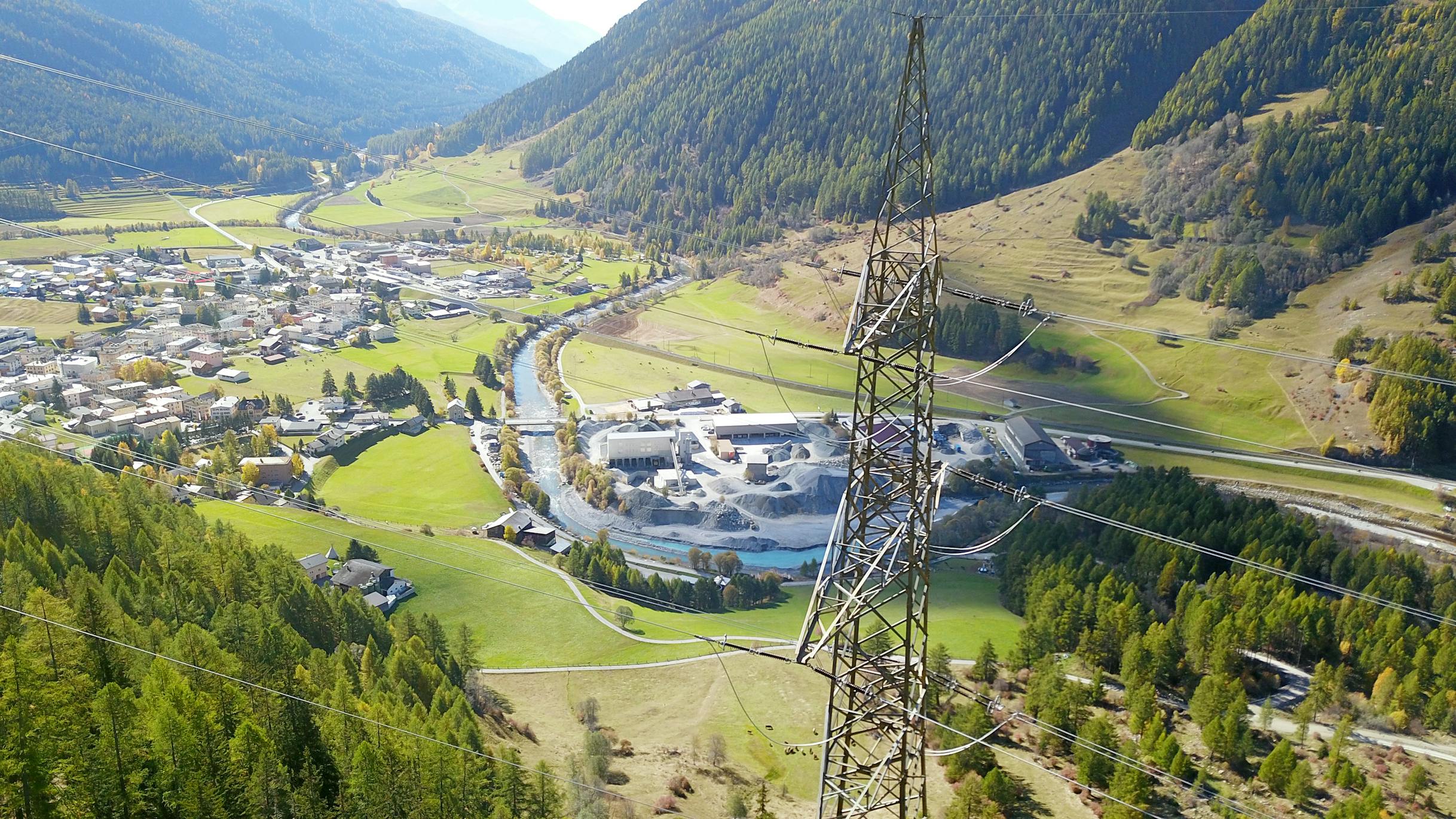 Existing 380 kV overhead line Pradella – La Punt