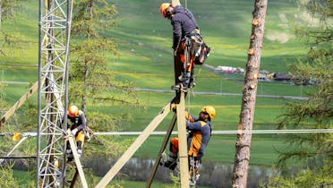 Montage des pylônes entre Zernez et La Punt